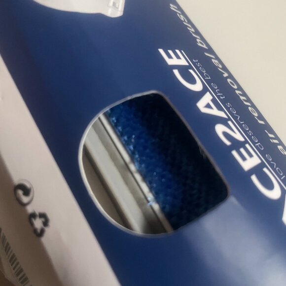 Pet Hair Removal Brush - Picture 6 of 6